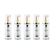 5 Shampooing Detoxcil de NVQ pour cils et sourcils de qualité supérieure, spécialement formulé pour les peaux sensibles. Cette formule sans parabène et sans huile offre un nettoyage en profondeur tout en préservant la douceur de vos cils et sourcils. Avec sa grande contenance de 1050 ML, ce shampooing est parfait pour les professionnels de cils et peut être facilement revendu à vos clientes après une pose d'extensions de cils ou d'une séance de rehaussements de cils.